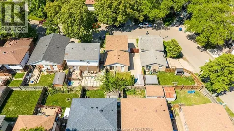 1229 Arncliffe Windsor ON