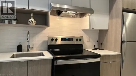 1119 Cooke Boulevard Burlington ON L7T 0C7