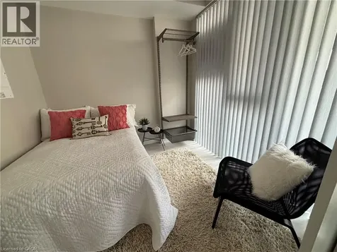 1119 Cooke Boulevard Burlington ON L7T 0C7