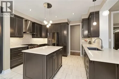 355 Wisteria Way Oakville ON L6M 1L6