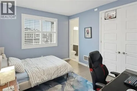 355 Wisteria Way Oakville ON L6M 1L6