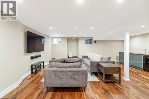 355 Wisteria Way Oakville ON L6M 1L6