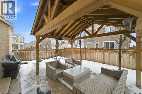 355 Wisteria Way Oakville ON L6M 1L6