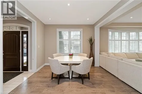 355 Wisteria Way Oakville ON L6M 1L6