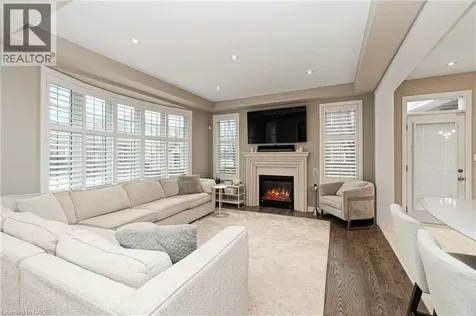 355 Wisteria Way Oakville ON L6M 1L6
