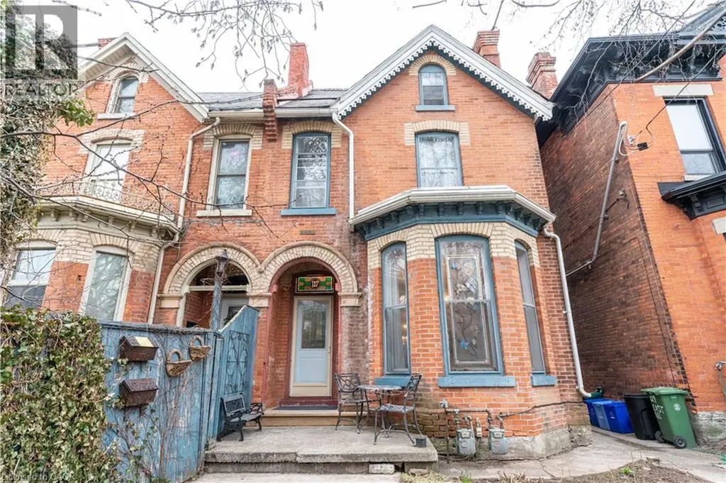 127 East Avenue South Hamilton ON L8N 2T6