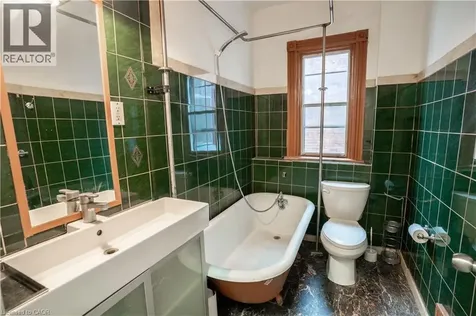 127 East Avenue South Hamilton ON L8N 2T6