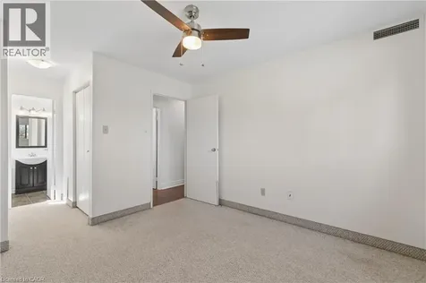 15 Hofstetter Avenue Kitchener ON N2A 3Z7