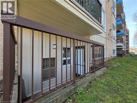 15 Hofstetter Avenue Kitchener ON N2A 3Z7