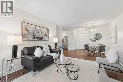15 Hofstetter Avenue Kitchener ON N2A 3Z7
