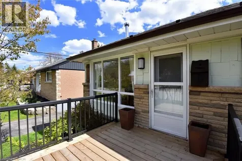 9 Marion Crescent Dundas ON L9H 1H9