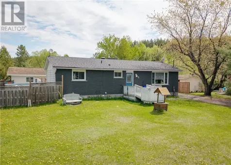 83 Roseland Drive Wahnapitae ON P0M 3C0