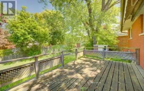80 Lower Canada Crescent Kitchener ON N2P 1E8