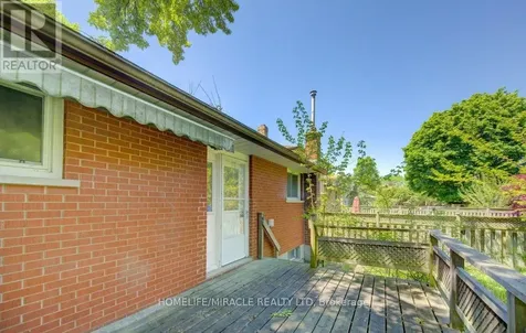 80 Lower Canada Crescent Kitchener ON N2P 1E8