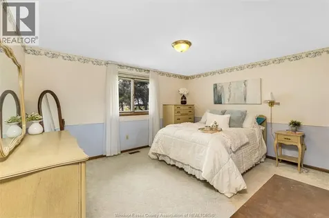 1799 Golfview Drive Lasalle ON N9J 1E1