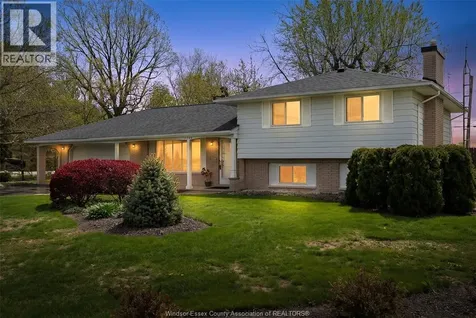 1799 Golfview Drive Lasalle ON N9J 1E1