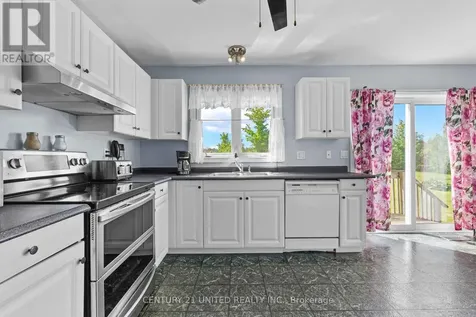 209 Lonsberry Lane Douro-dummer ON K0L 2A0