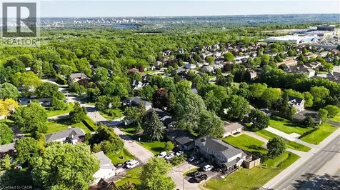 18 Dennis Avenue Waterdown ON L9H 7G2