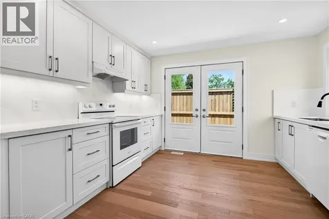 8 Cornell Avenue Stoney Creek ON L8E 5N2