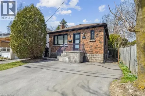 2113 New Street Burlington ON L7R 1H7