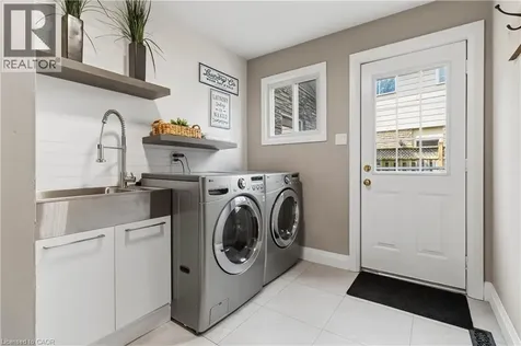 2485 Woburn Crescent Oakville ON L6L 5E8