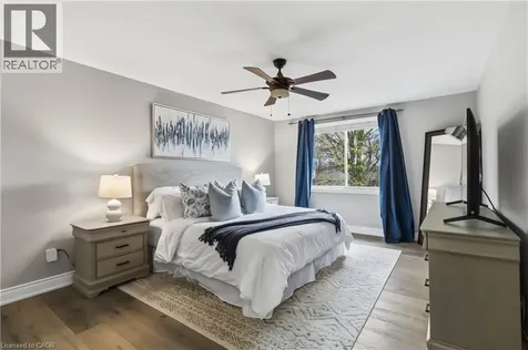 2485 Woburn Crescent Oakville ON L6L 5E8
