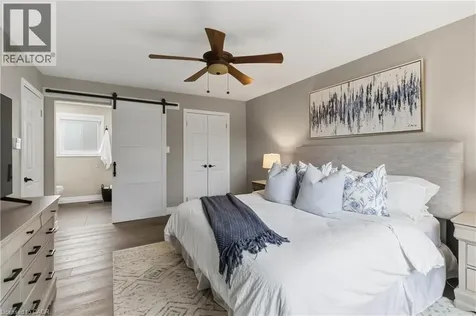 2485 Woburn Crescent Oakville ON L6L 5E8
