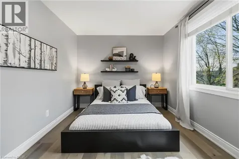2485 Woburn Crescent Oakville ON L6L 5E8