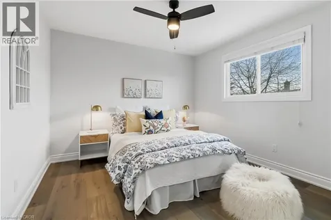 2485 Woburn Crescent Oakville ON L6L 5E8