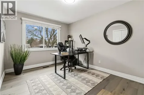 2485 Woburn Crescent Oakville ON L6L 5E8