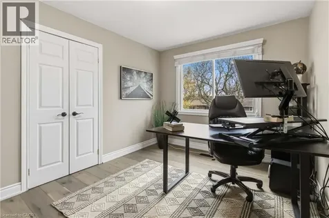 2485 Woburn Crescent Oakville ON L6L 5E8