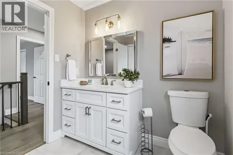 2485 Woburn Crescent Oakville ON L6L 5E8