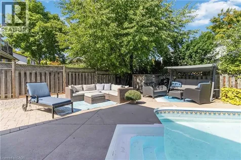 2485 Woburn Crescent Oakville ON L6L 5E8