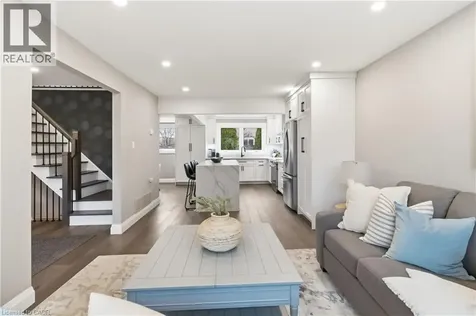 2485 Woburn Crescent Oakville ON L6L 5E8