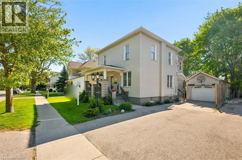 61 Memorial Avenue Elmira ON N2B 2R9