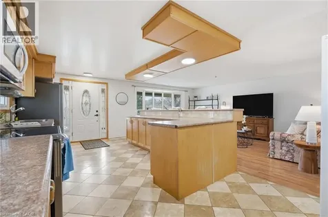 515 Strasburg Road Kitchener ON N2E 1P1