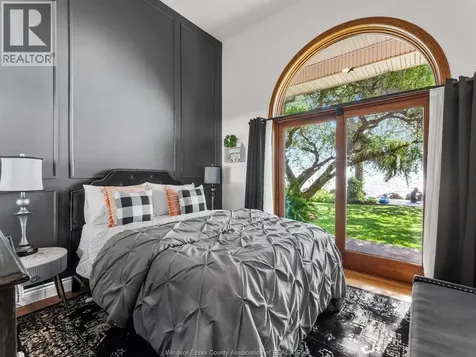 266 East Beach Road Leamington ON N8H 3V7