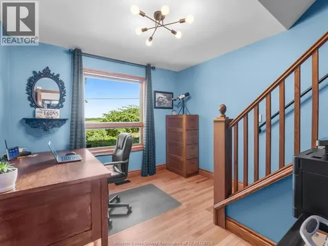 266 East Beach Road Leamington ON N8H 3V7