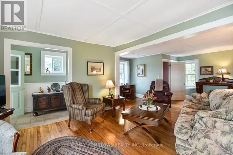 92 Water Street East Brockville ON K6V 1A5