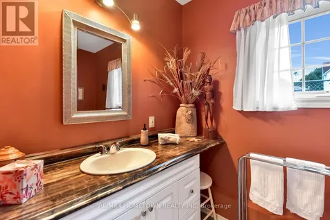 92 Water Street East Brockville ON K6V 1A5
