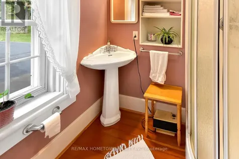 92 Water Street East Brockville ON K6V 1A5