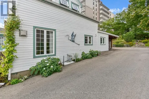 92 Water Street East Brockville ON K6V 1A5
