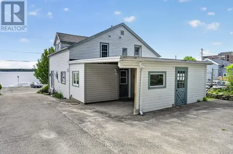 92 Water Street East Brockville ON K6V 1A5
