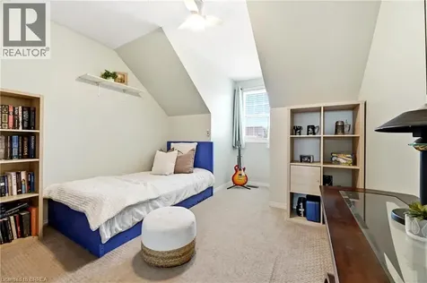 6 Jones Lane Brantford ON N3T 0B1
