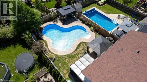 6 Jones Lane Brantford ON N3T 0B1