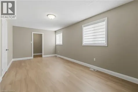 9 Norwich Street Brantford ON N3T 2B8