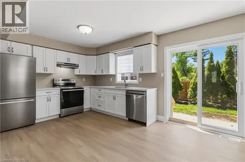 9 Norwich Street Brantford ON N3T 2B8