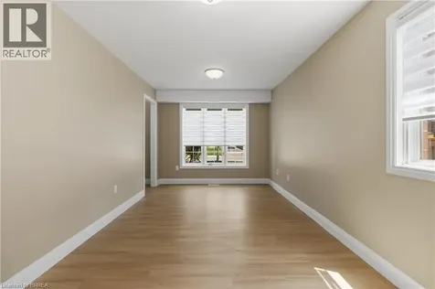 9 Norwich Street Brantford ON N3T 2B8