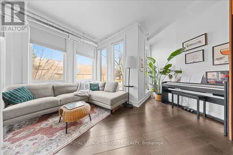 150 Greenfield Avenue Ottawa ON K1S 0X8