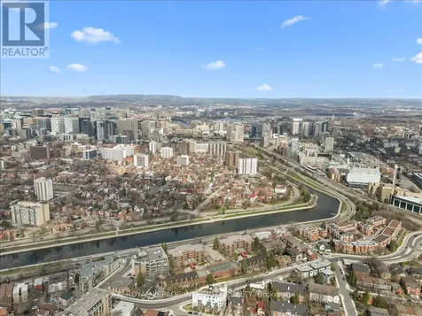 150 Greenfield Avenue Ottawa ON K1S 0X8